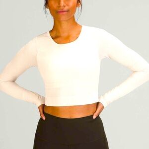 lululemon like new Ebb to Street long sleeve 6